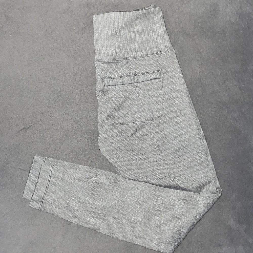 Athleta Delancey leggings in an XS